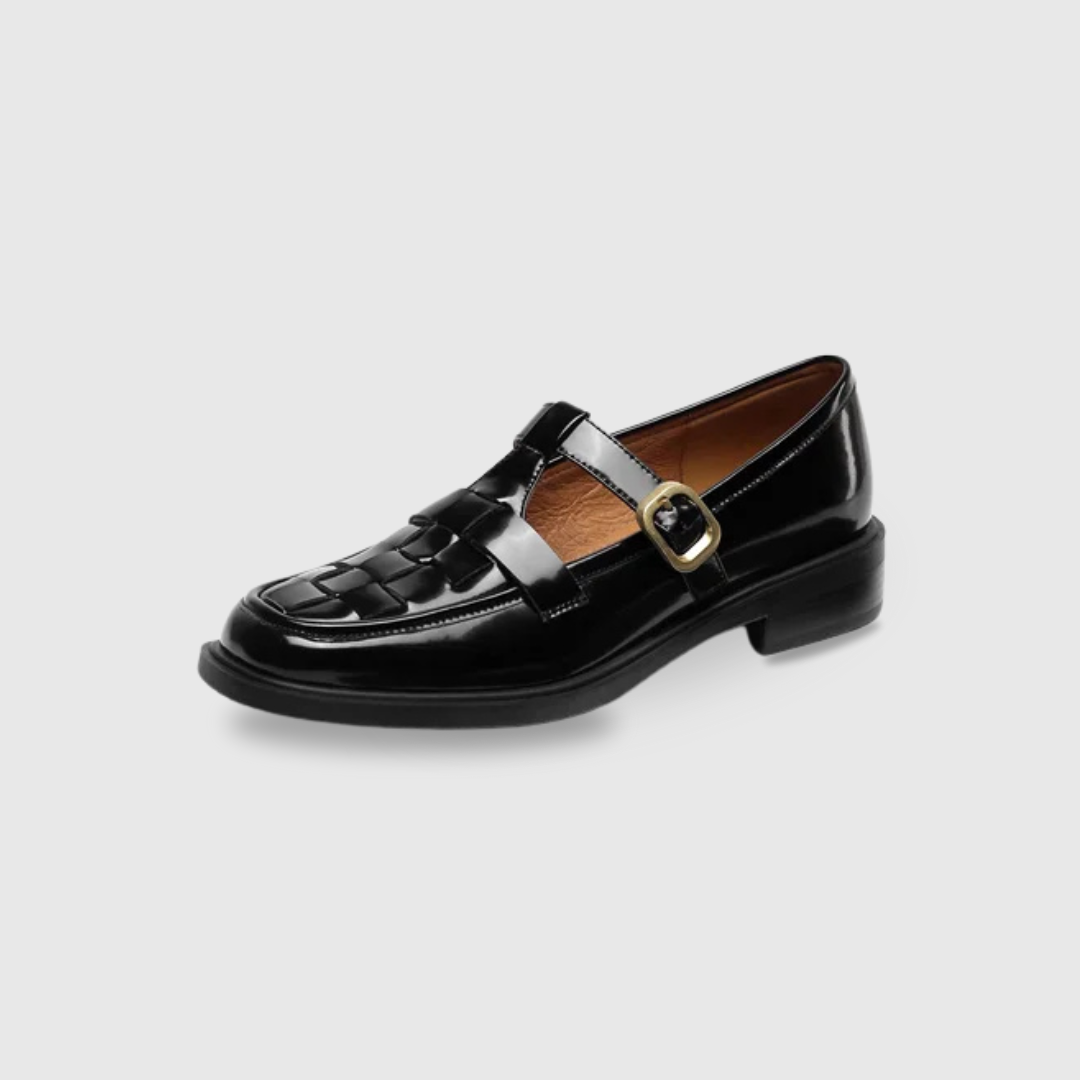 Isava - Vintage-Style Retro Flats